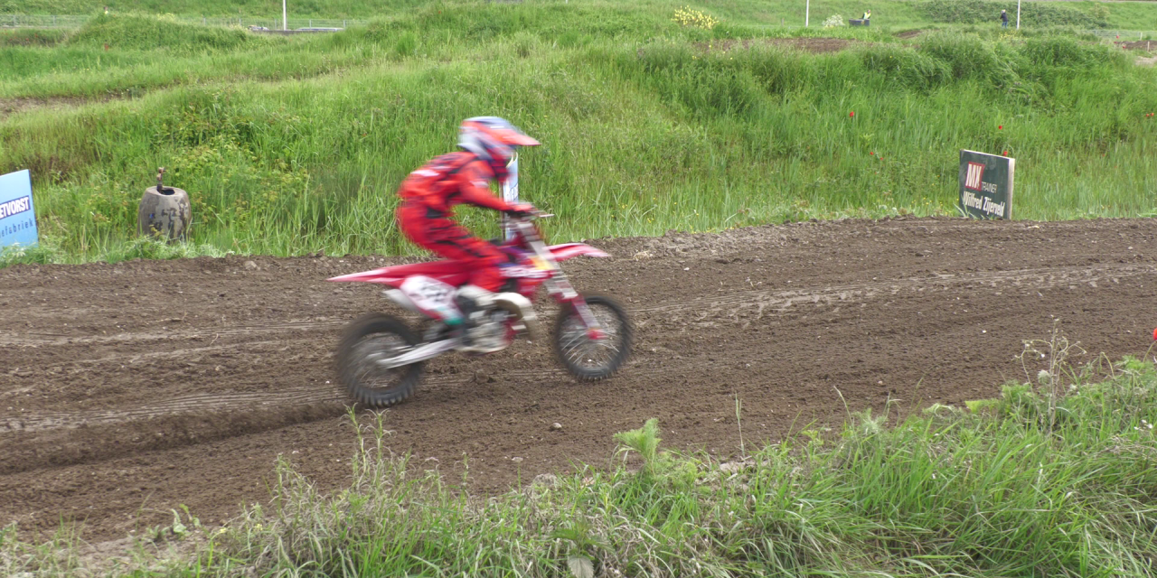 Campinggevoel op het motorcrosskampioenschap in Lage Weide