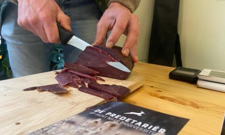 ‘Lokaal’ wildvlees in de ecologische winkel van Woerden