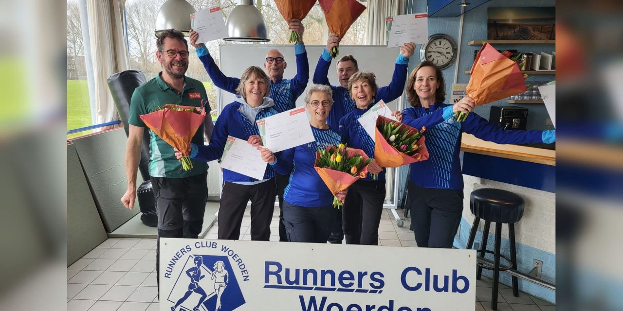Dicky van Vliet (70) over haar rol bij de Runners Club: ‘Je trekt elkaar echt naar een hoger niveau.’