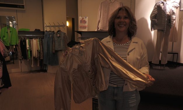 Vrijheid en Kleding: Monique Dieffenthaler verteld over jezelf kunnen zijn in wat je draagt