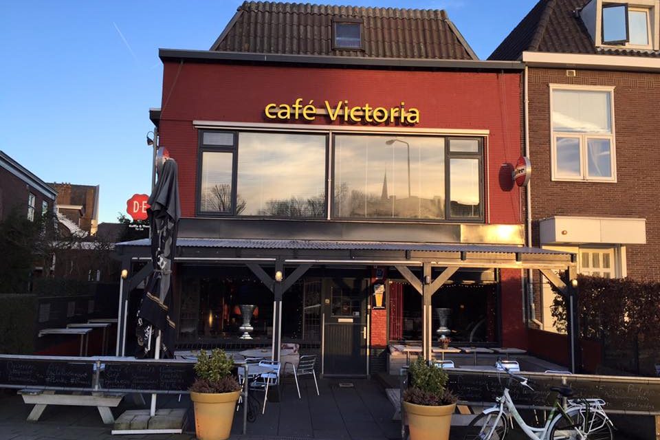 Jaarlijkse aspergefestijn in café Victoria groot succes