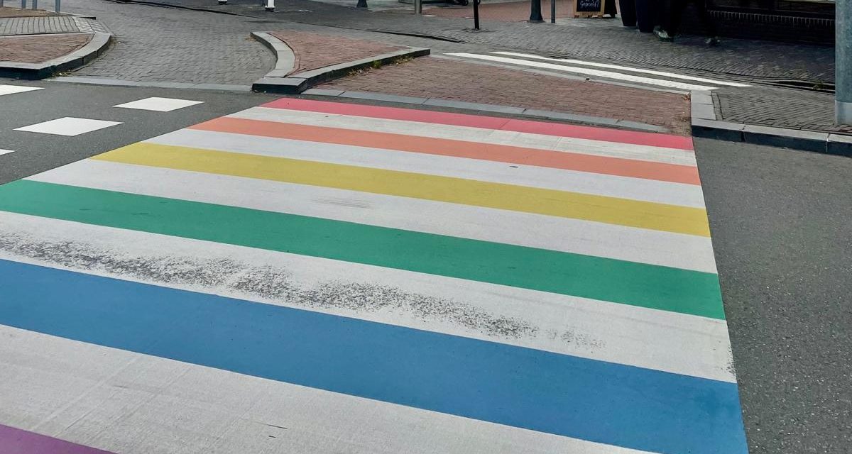 Kerkviering Pride Woerden kan stemgedrag tijdens landelijke verkiezingen beïnvloeden