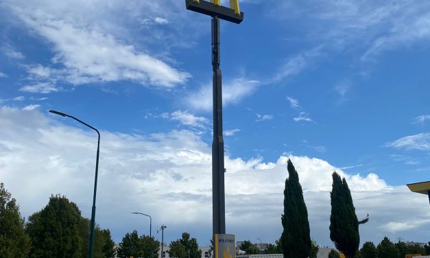 Tijdelijke sluiting McDonald’s Woerden, jongeren naar de supermarkt