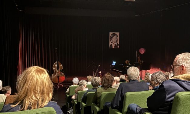 Theater Het Klooster zet in op ontmoeting met middagvoorstelling Diedericks Duel
