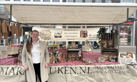 Marktactie met ambachtelijke maaltijden steunt de 24 uur van Woerden