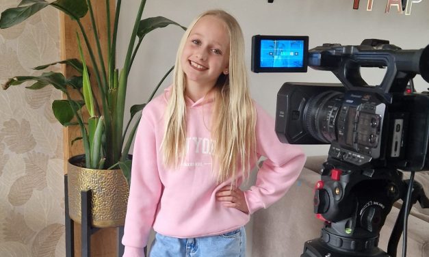 Aimily Blankestein (10) jaagt haar zangdroom na