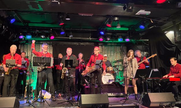Jazzband Just Us viert dertigjarig jubileum met eigen feestje