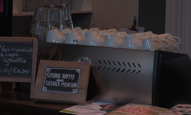 Koffiebranderij OVErHOOP geeft mensen met afstand tot arbeidsmarkt duwtje in de rug