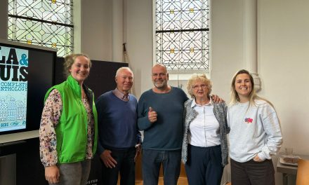 Eerste luisterclub een succes: ‘Het is juist die verstilling die we opzoeken’