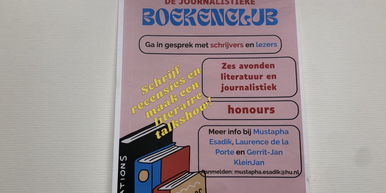 Leesfanaten verzamelen bij de Journalistieke Boekenclub