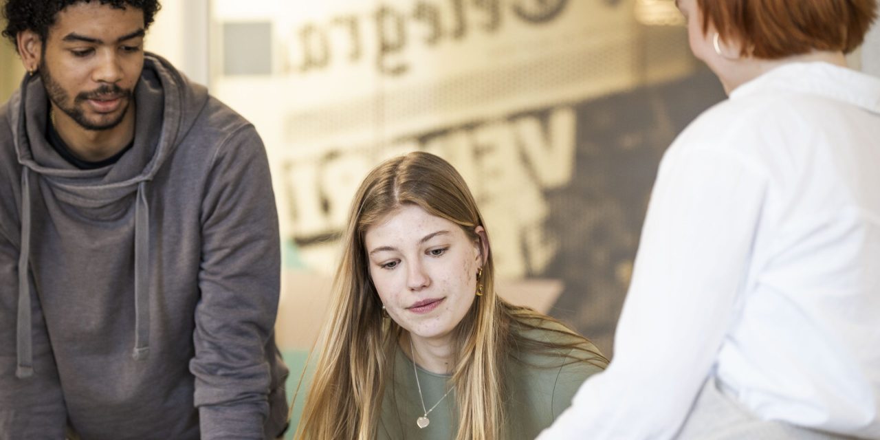 Nieuwsmijder en student journalist: ‘Je hoeft niet per se alles op de seconde te weten om een goede journalist te zijn’