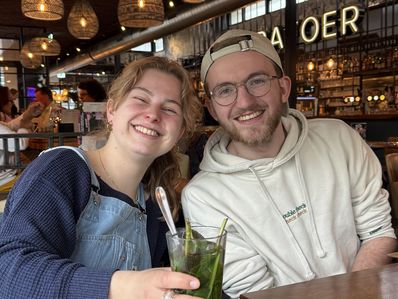 SvJ-student Anne Bakker: ‘Ineens word ík geïnterviewd over mijn vriend die een dwarsleasie heeft.’