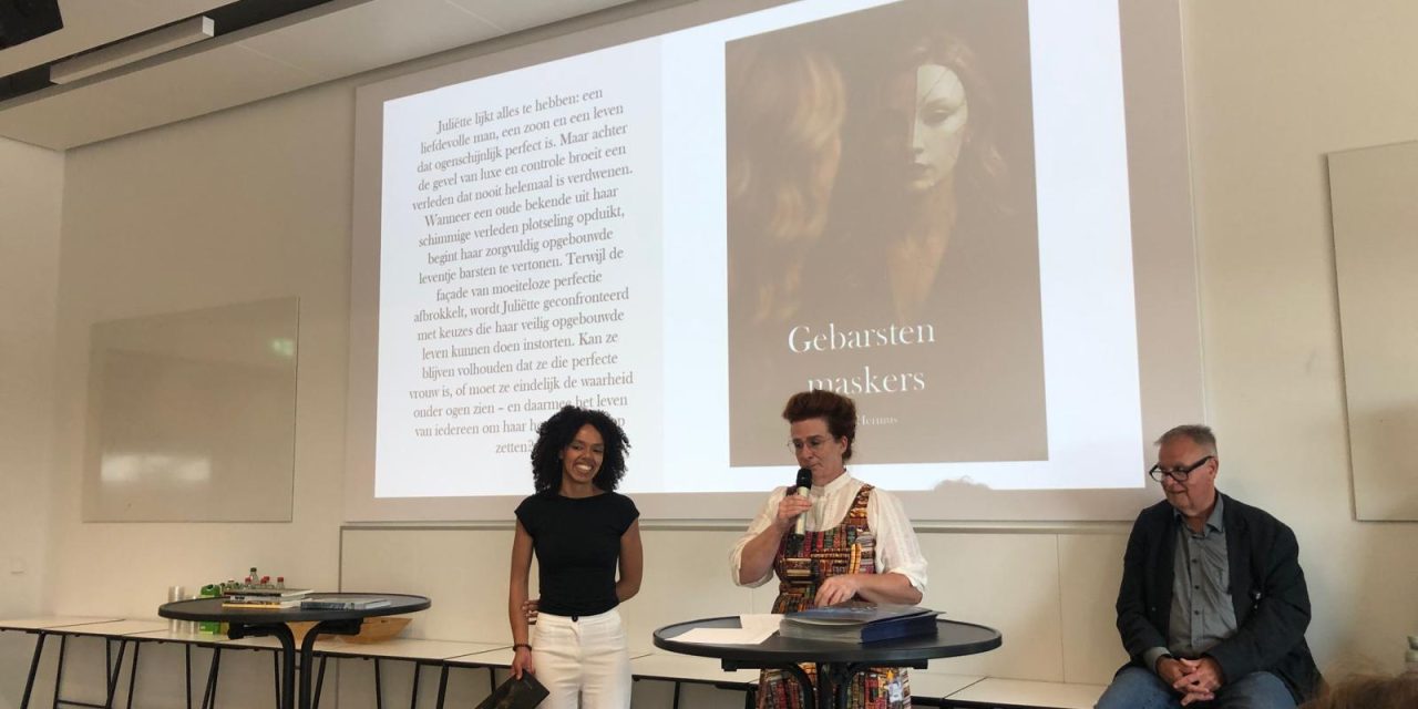Denise laat droom uitkomen en schrijft eerste boek