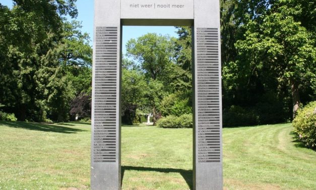 Vandalisme rond het holocaust monument in Zeist blijft gebeuren