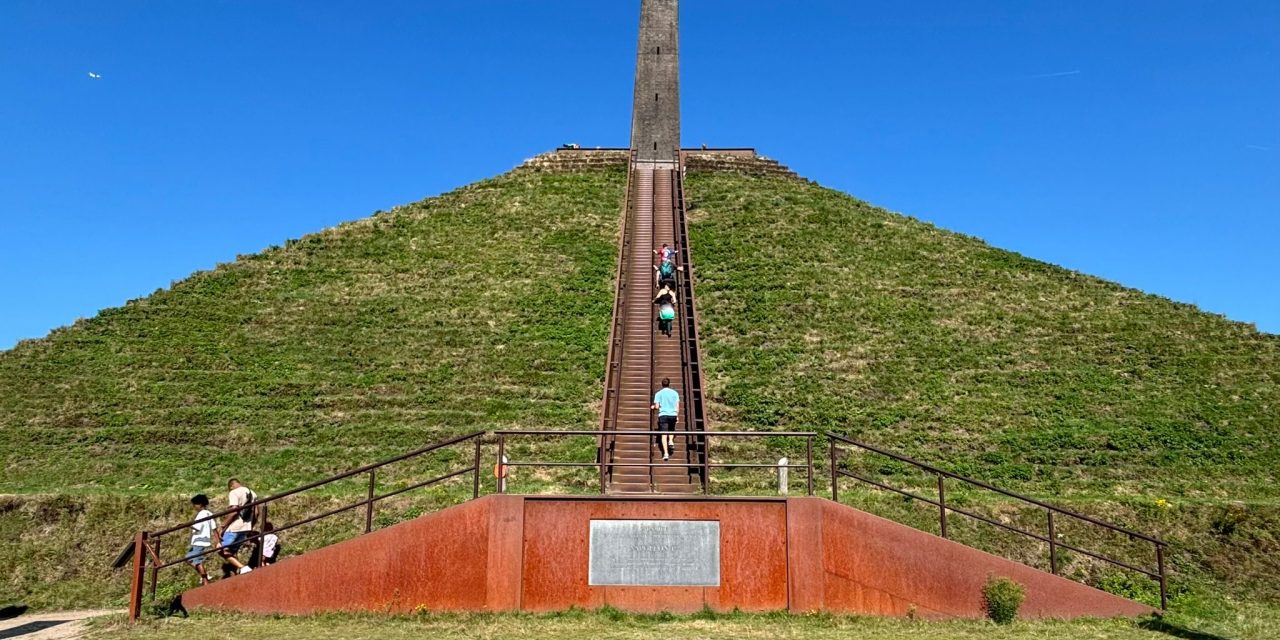 Wolven dreigen sluiting van de Pyramide van Austerlitz te veroorzaken