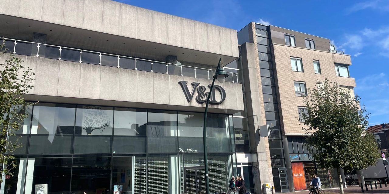 Senioren krijgen mogelijk voorrang op nieuwe huurwoningen in het voormalige V&D gebouw