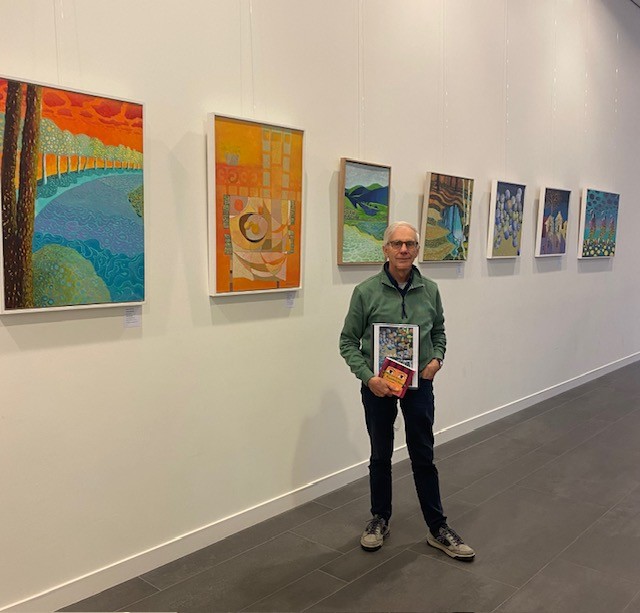 Dick Bouma hing 36 jaar kunst op voor Zeist – nu hangt zijn eigen werk: ‘Afscheid nemen van de tentoonstellingenwereld kan ik niet’