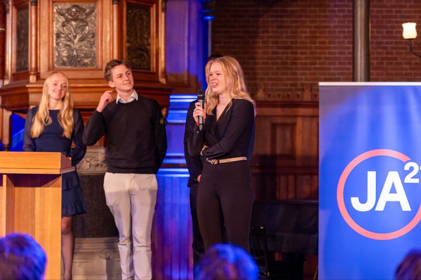 Zeistenaar Melissa Hoogerwerf (24) op de JA21-verkiezingslijst: ‘Ik denk dat ik een fris geluid meeneem.’