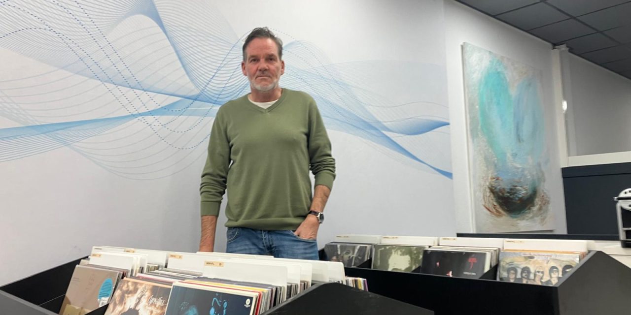 Puur Hifi neemt vinylcollectie boekenwinkel Kramer en Van Doorn over
