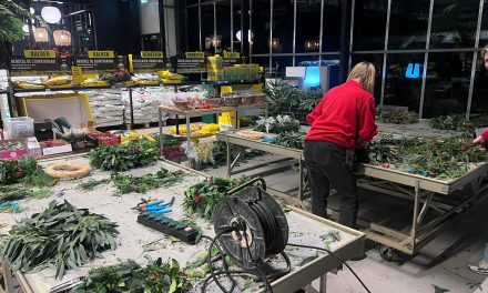 Kerstkransenworkshop bij Abbing draait vooral om een gezellige avond