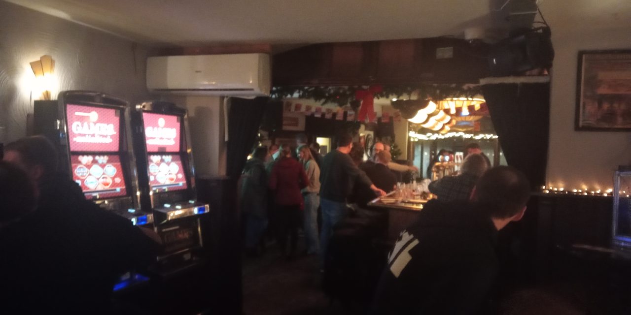 Van kroegidee tot Zeister traditie: Pepijn Martens over twaalf jaar pubquizplezier