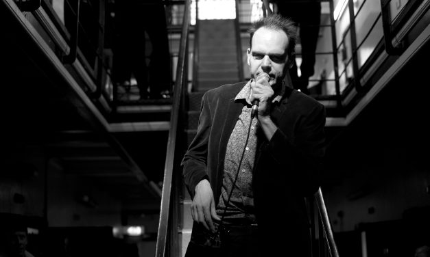 Waarom maatschappelijke thema’s nooit zullen verdwijnen uit het cabaret van Vincent Bijlo