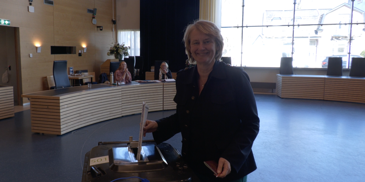 Verkiezingsdag door de ogen van Karin Oyevaar