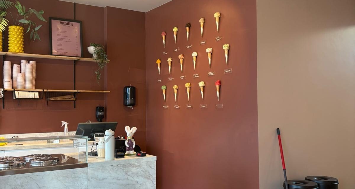 Vanille IJsboutique stelt ijsassortiment samen voor het nieuwe seizoen