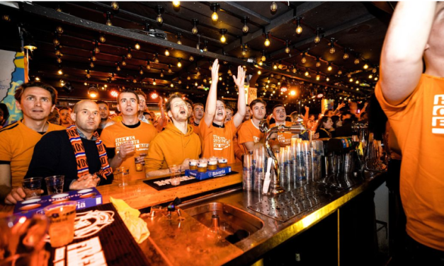 Onzekerheid voor café Bommel over openingstijden tijdens het WK