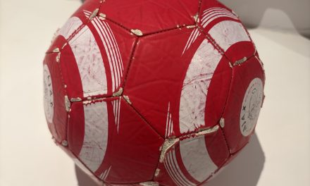 Meer meisjes en vrouwen voetballen, maar de meerderheid is nog steeds mannelijk