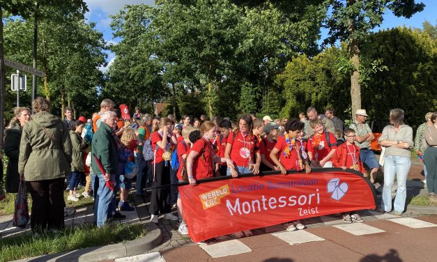 Ondanks slechte weer, goeie sfeer bij de avondvierdaagse in Zeist