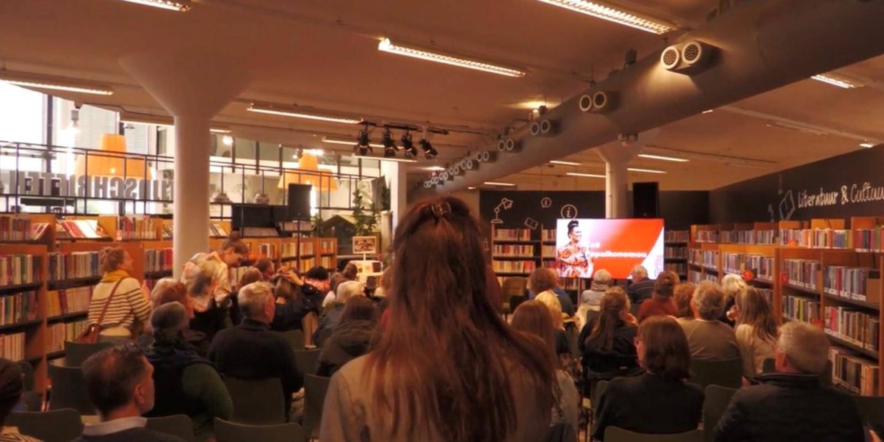 Vrijheidscollege met spreker Zoë Papaikonomou belicht de macht van de journalistiek